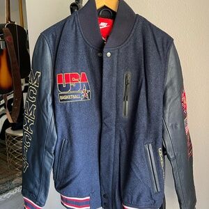 🔥 Nike Olympic “Dream Team USA” Destroyer Jacket – Size M